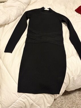 ALI & JAY Black Long-Sleeve Knit Midi Dress
